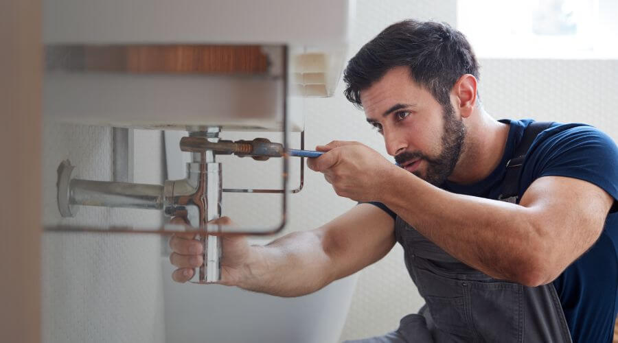 Emergency water heater repair in Round Mountain, NV